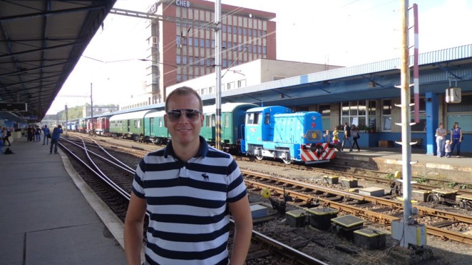 Michal Žák na nádraží v Chebu