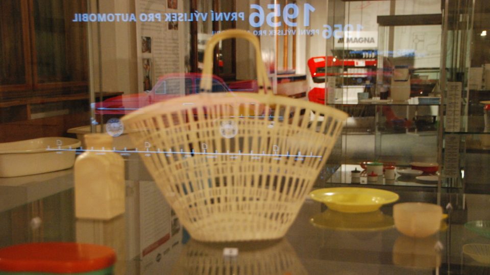 Muzeum v Liberci vystavuje plastové poklady z dob socialismu