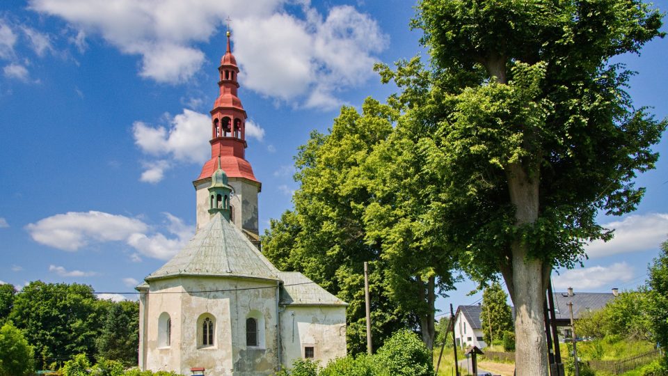 Kostel v Křižanech | foto: Jaroslav Hoření, Český rozhlas Kostel v Křižanech