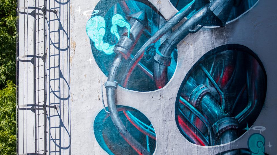 Graffiti komín ozdobili umělci z jabloneckého studia STROY