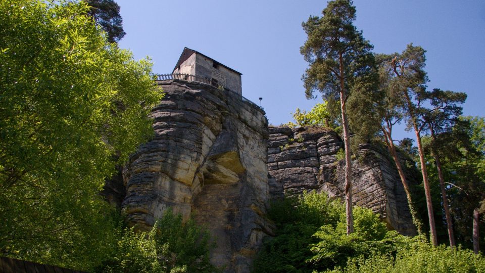 Skalní hrad a poustevna Sloup