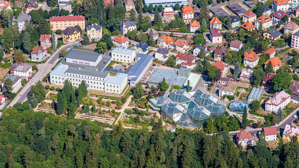 Z připravované knihy Liberec a okolí z nebe: Liberecká botanická zahrada