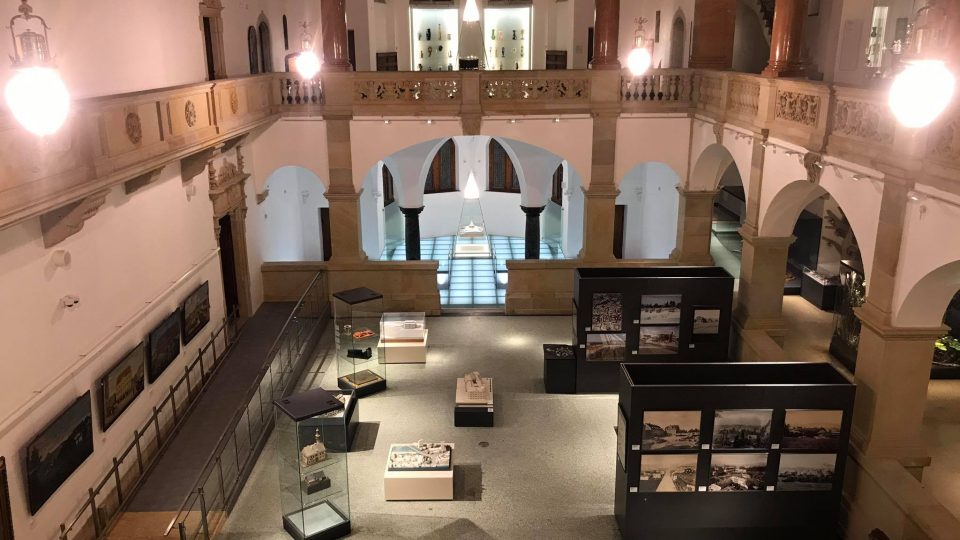 Expozice Liberec kontra Reichenberg v libereckém Severočeském muzeu
