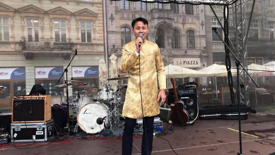 Vietnamský zpěvák David patřil k těm, kteří na festivalu menšin v Liberci prezentovali svou kulturu hudbou