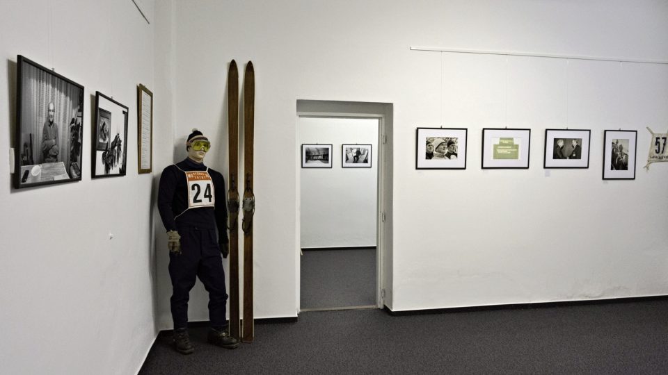 Výstava mapuje život skokanské legendy Zdeňka Remsy