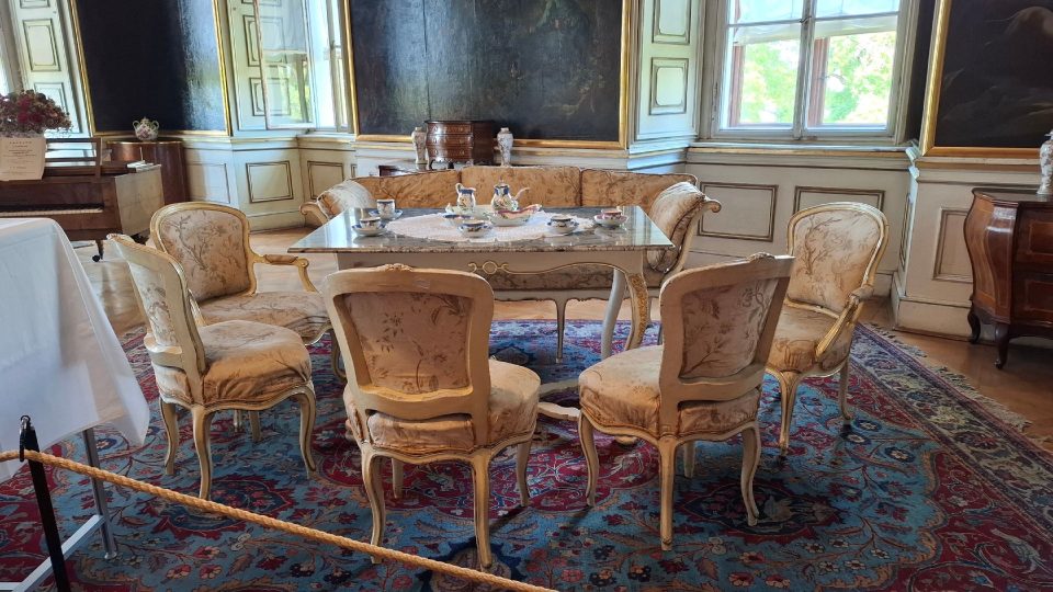 Zámecké interiéry jsou bohatě zdobené a krásně zachovalé | foto: Markéta Vejvodová, Český rozhlas Zámecké interiéry jsou bohatě zdobené a krásně zachovalé