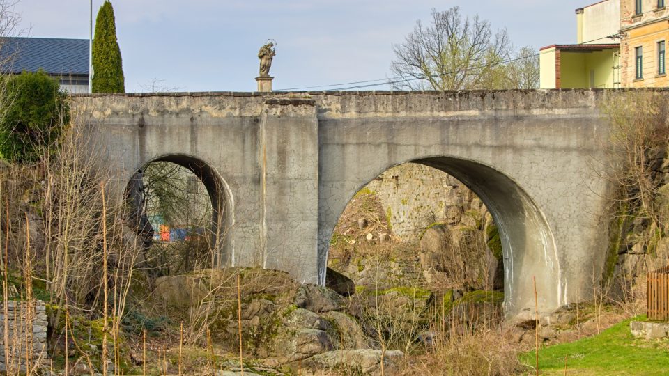 Kamenný most v Hejnicích