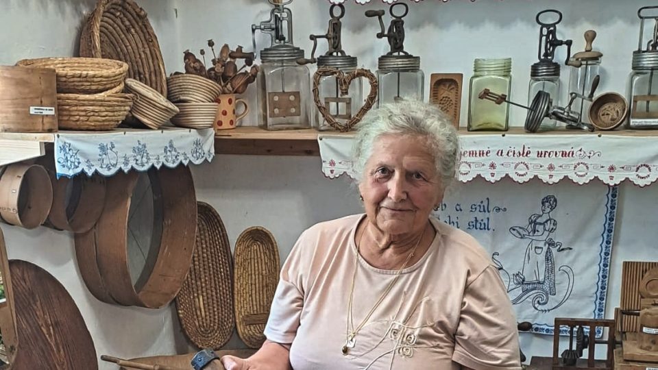 Zakladatelka a majitelka Minimuzea másla a chleba Jiřina Hyšková