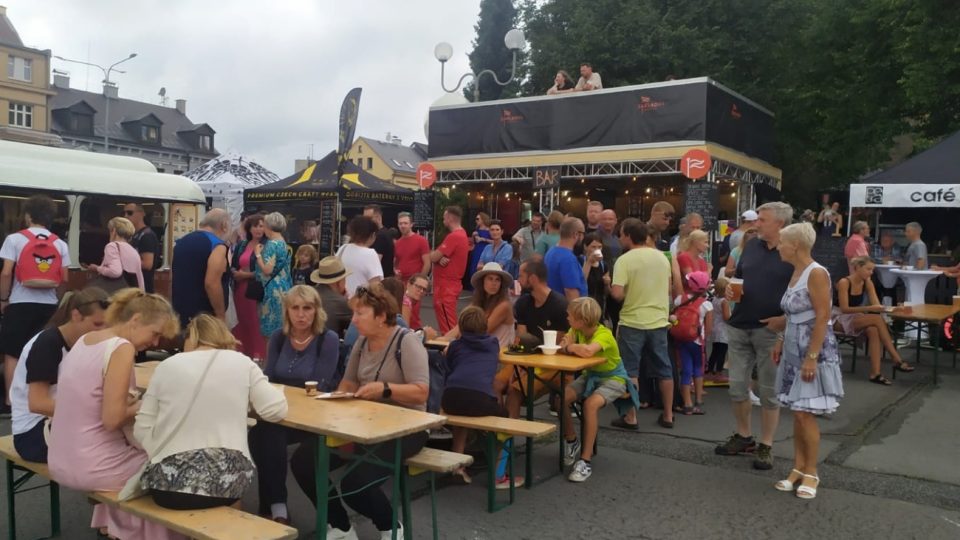 Bižuterie, hudba a gastronomie - to vše nabídl první ročník festivalu Jablonecká Perle