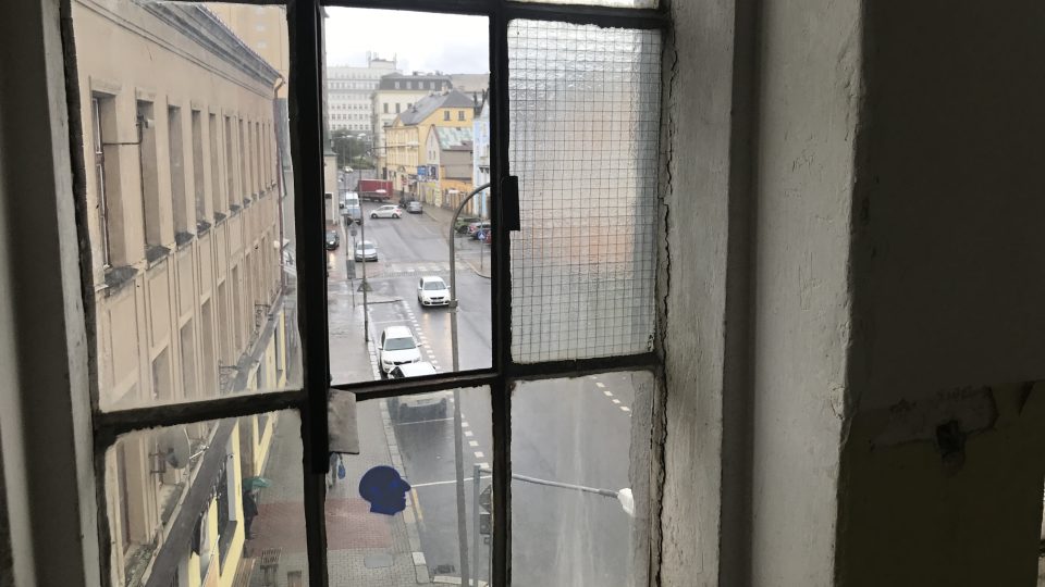Pohled z okna Linserky před rekostrukcí