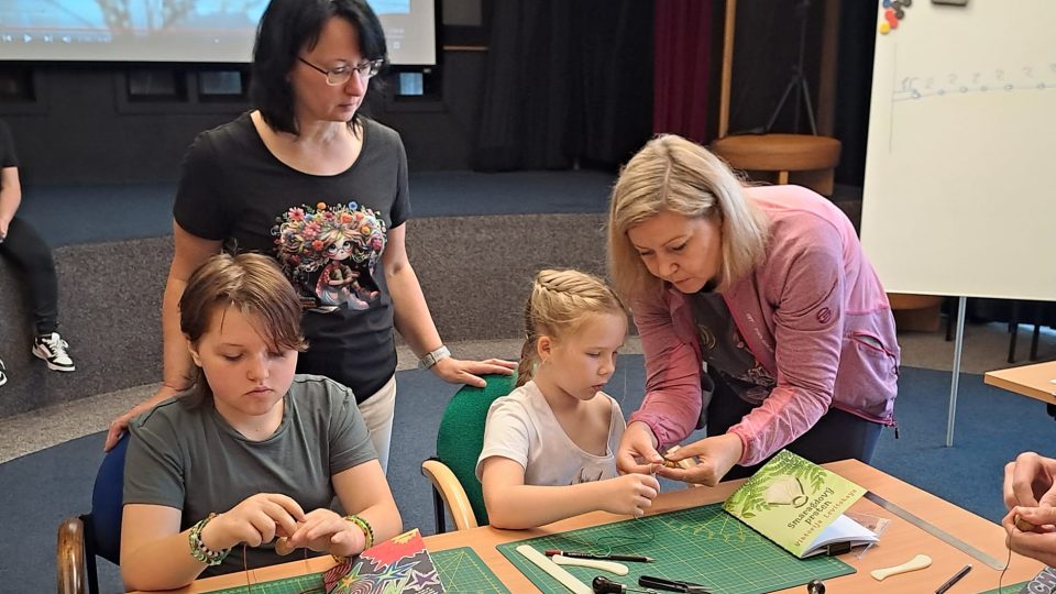 Příměstský tábor v jablonecké městské knihovně | foto: Jana Švecová, Český rozhlas Příměstský tábor v jablonecké městské knihovně