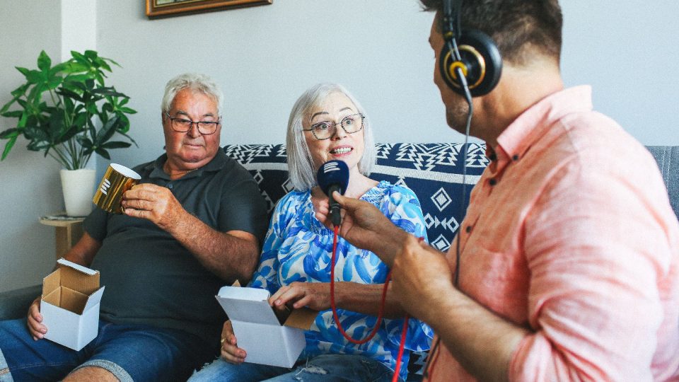 Manželé Zapletalovi a moderátor Patrik Rozehnal