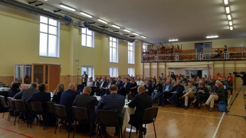 Veřejná debata s vedením polského dolu Turów v Chotyni na Liberecku