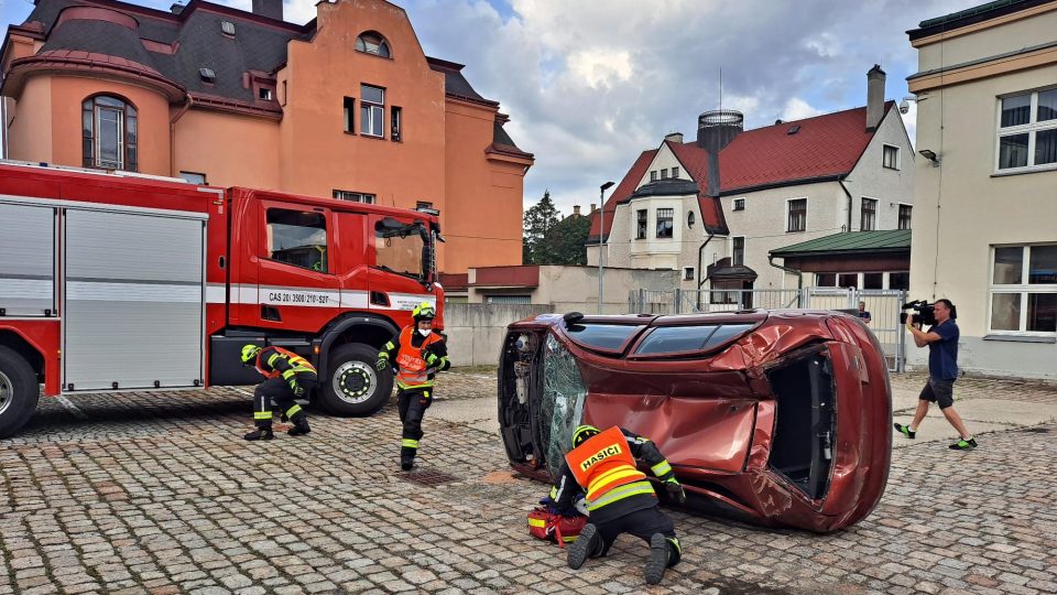 DObrovolní hasiči ze Železného Brodu vyhráli krajské kolo vyprošťování u dopravních nehod