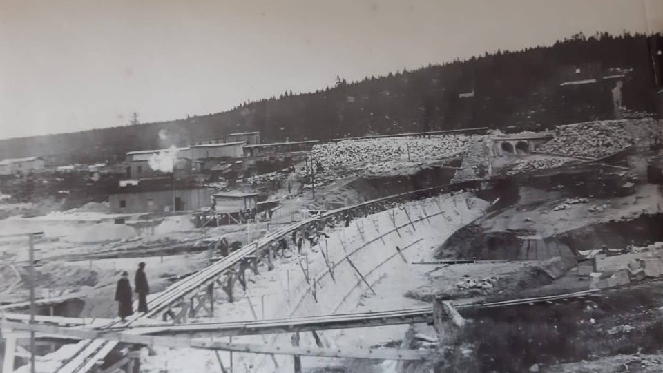Bedřichovskou přehradu postavili na začátku 20. století
