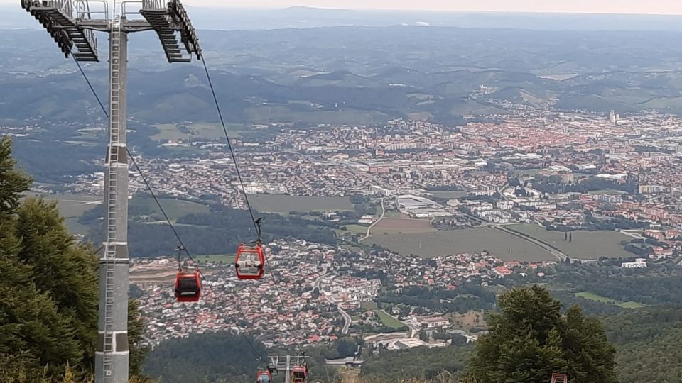 Cestování po Slovinsku - Lanovka na Mariborské pohoří