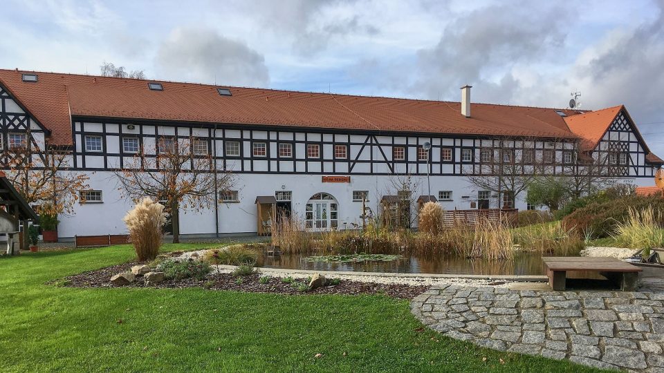 Statek Bernard byl původně hospodářský dvůr | foto: Jana Strejčková, Český rozhlas Statek Bernard byl původně hospodářský dvůr