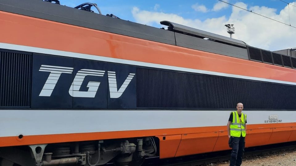 Správa železnic vystavila v Praze zapůjčené TGV. První vysokorychlostní trati chce začít stavět v roce 2025