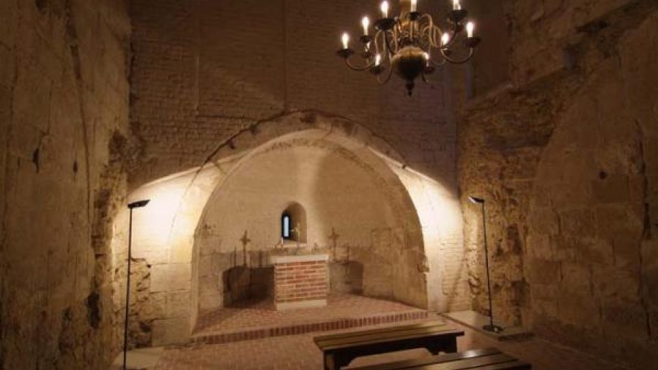 Kaple sv. Jana Křtitele - areál Johanitské komendy v Českém Dubu