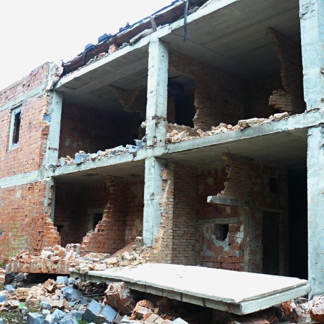 Kulturní dům po sovětské armádě v Ralsku - Ploužnici | foto: Tomáš Mařas,  Český rozhlas