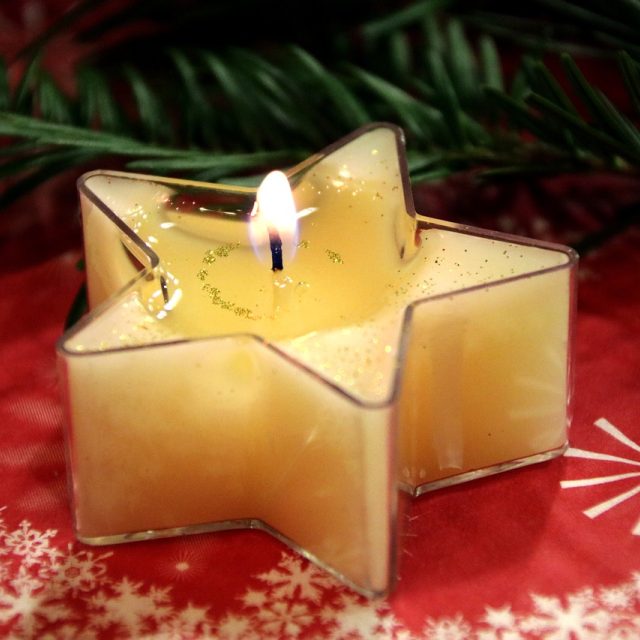 Štědrý večer - svíce | foto: Fotobanka Pixabay