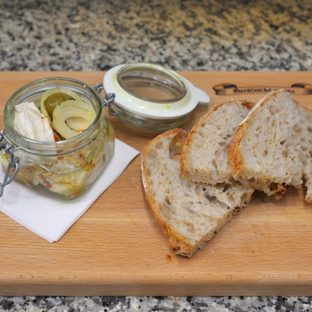 Nakládaný hermelín s papričkou od Tomáše Sysla | foto: Martin Čuřík