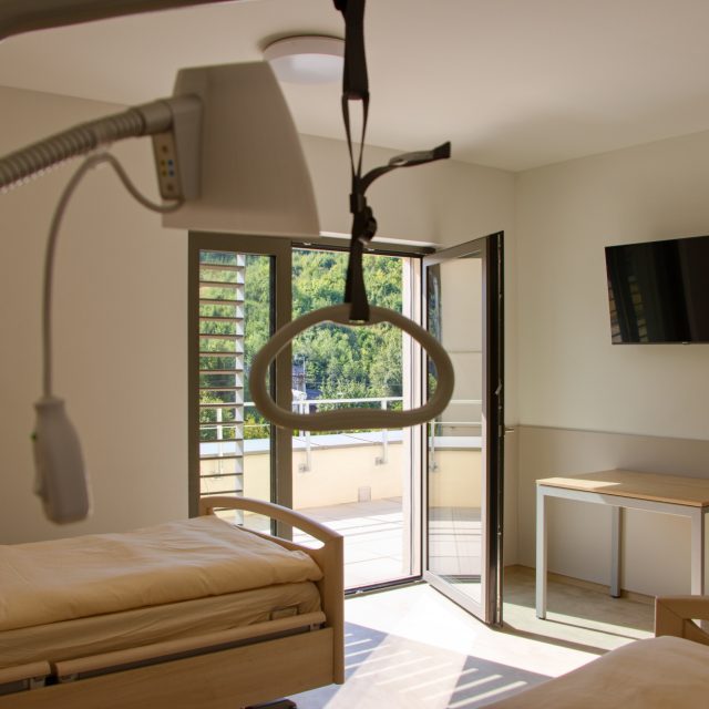 Pokoj nového Domova pro pacienty s Alzheimerovou nemocí v Lomnici nad Popelkou | foto: Jaroslav Hoření,  Český rozhlas