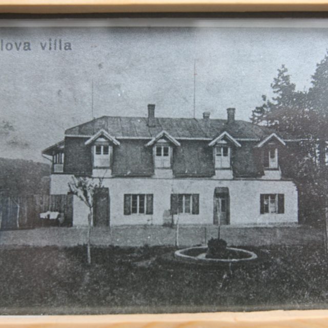 Samota u obce Žďárec nad řekou Bobrůvkou je pojmenována po rodině Havlových,  která si zde vybudovala letní sídlo | foto: Alexandr Malachovský,  CNC / Profimedia