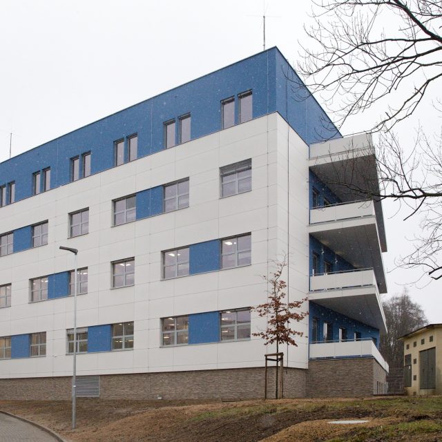 Nemocnice Jablonec nad Nisou,  budova ARO | foto:  Ota Bartovský / MAFRA,  Profimedia