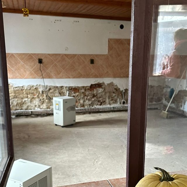 Dům paní Novákové poškodila povodeň v září 2024 | foto: Kateřina Kubíčková,  Český rozhlas