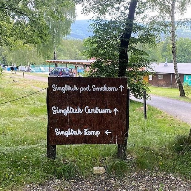 Letní ubytování najdou zájemci i v kempu v Novém Městě pod Smrkem | foto: Johana Tománková,  Český rozhlas