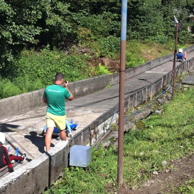 Závod na kolečkových saních na unikátní smržovské betonové dráze | foto: Jana Pavlíčková,  Český rozhlas