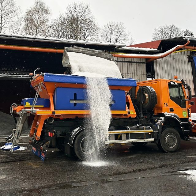 Sypač technických služeb | foto: Kateřina Kubíčková,  Český rozhlas
