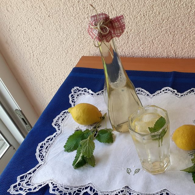 Meduňkový sirup | foto: Mirka Kuntzmannová,  Český rozhlas