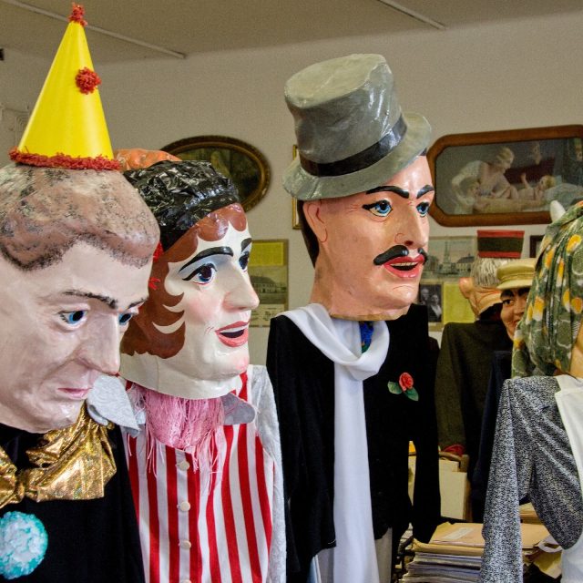 Masopustní hlavy | foto: Jaroslav Hoření,  Český rozhlas