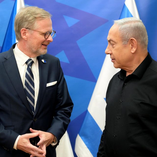 Premiéři ČR a Izraele Petr Fiala a Benjamin Netanjahu. Předseda FŽO Petr Papoušek vyjádřil vděčnost české vládě,  že stojí za Izraelem | foto: Fotobanka Profimedia