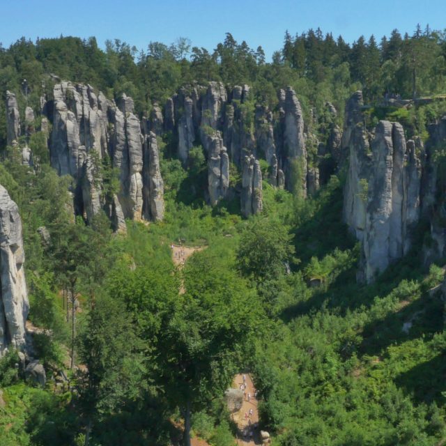 Letecký pohled na Prachovské skály | foto: archiv Dominika Feštra