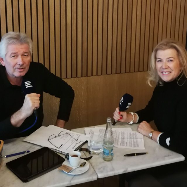 Petr Voldán a Dagmar Heřtová při natáčení rozhlasového rozhovoru | foto: Jaroslav Pokorný,  Český rozhlas