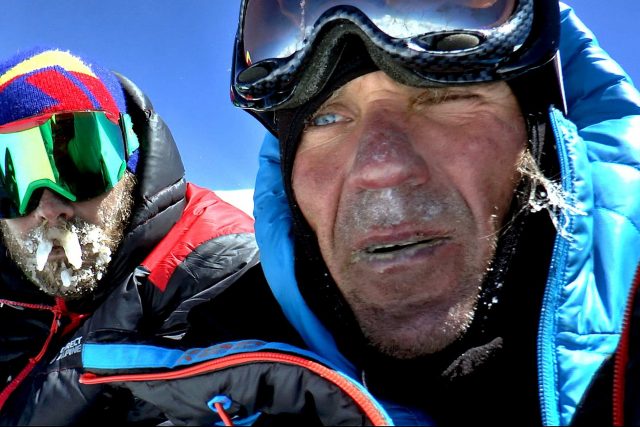 Marek Holeček a Zdeněk Hák na vrcholu hory Gasherbrum I | foto: archiv Marka Holečka