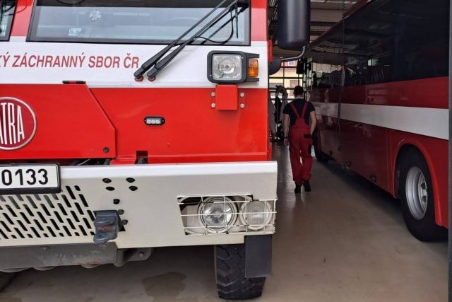 Vozidla jabloneckých hasičů vypadají po údržbě jako nová | foto: Eva Malá,  Český rozhlas