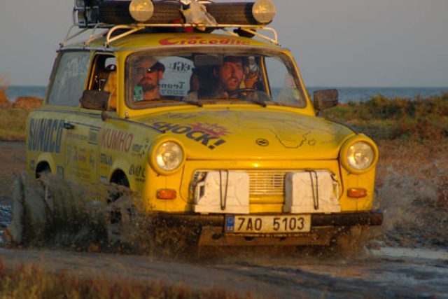 Aleš Vašíček a Dan Přibáň projeli Jižní Ameriku trabantem  (ilustrační foto) | foto:  Transtrabant