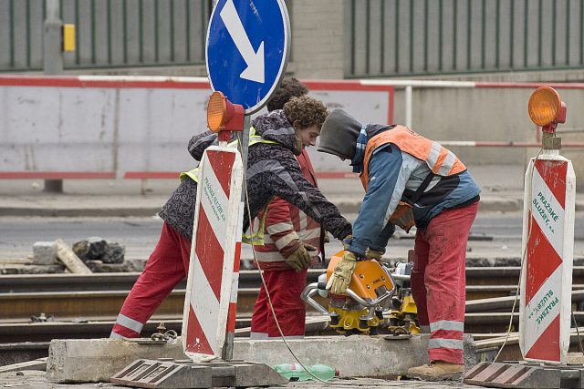 Dopravní značení,  práce na silnici | foto: Filip Jandourek