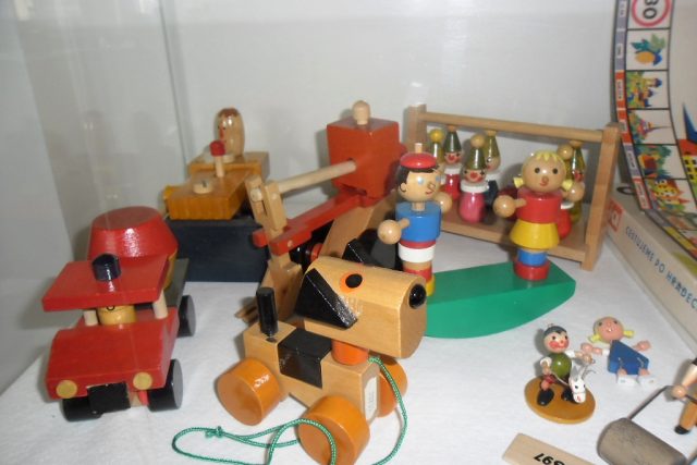 Továrna na dřevěné hračky a Muzeum výroby hraček v Albrechticích | foto: Tomáš Beneš