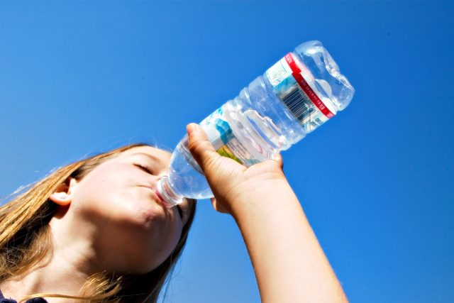Pitná voda je čím dál vzácnější | foto:  Stock.xchng,   Crissy Pauley