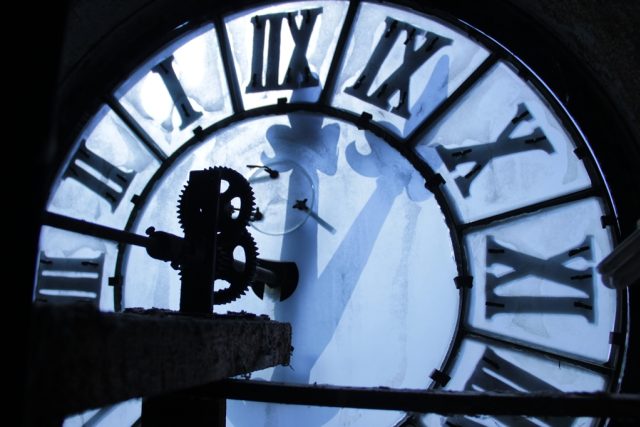 Ciferník hodin při pohledu zevnitř věže | foto: Lucie Suchánková Hochmanová,  Český rozhlas
