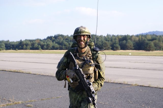 Archivní snímek: Vojenské cvičení na letišti v Ralsku v roce 2016 | foto: Jakub Školník