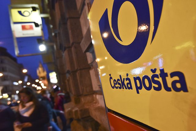 Česká pošta dostala pokutu za nedoručování zásilek  (ilustrační foto) | foto: Filip Jandourek,  Český rozhlas