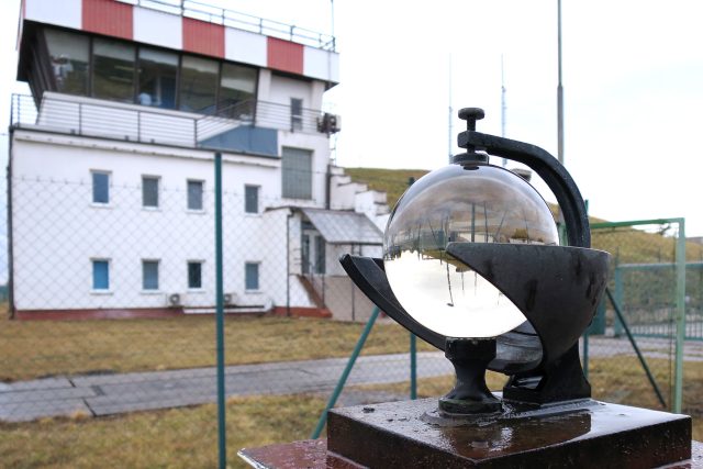 Heliograf umožňuje zjistit,  jak dlouho během dne svítí slunce | foto: Drahomíra Bačkorová,  Český rozhlas