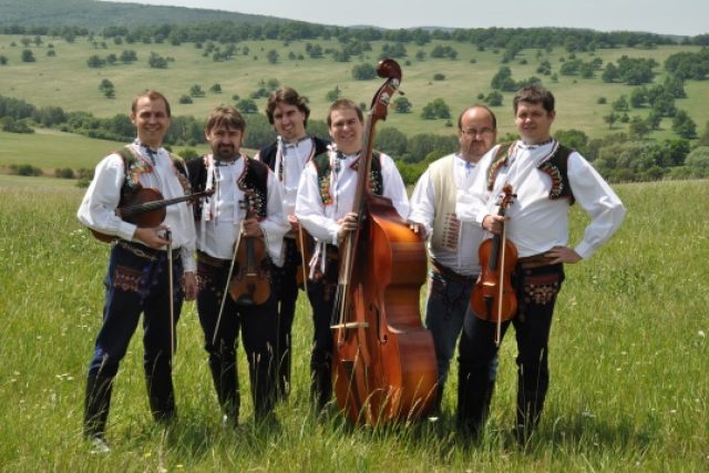 Horňácká cimbálová muzika Petra Galečky. | foto: Archiv muziky