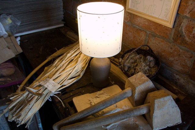 Japonská technika výroby papíru je zapsaná v nehmotném dědictví UNESCO | foto: Jaroslav Hoření,  Český rozhlas